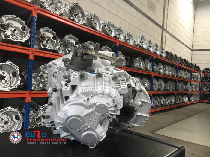 Skrzynia biegów z Opel Astra H SW (L35) 1.9 CDTi 100 2009