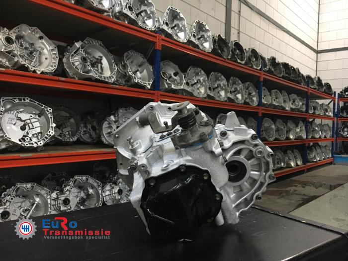 Versnellingsbak van een Suzuki Splash 1.2 16V 2010