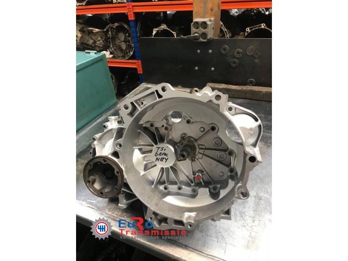 Versnellingsbak van een Volkswagen Touran (1T3) 1.2 TSI 2014