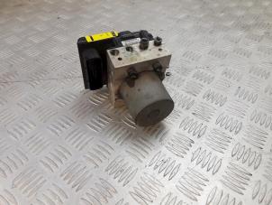 Begagnade ABS-pump BMW 5 serie (E60) 530d 24V Pris € 125,00 Marginaltabell erbjuds av Bentie's autodemontage