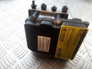 Używane Pompa ABS BMW 5 serie Touring (E61) 535d 24V Cena € 150,00 Procedura marży oferowane przez Bentie's autodemontage