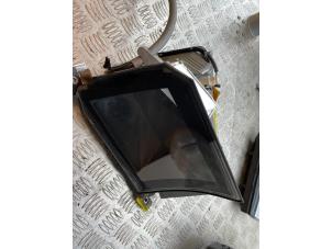 Używane Wyswietlacz przezierny typu HUD BMW 5 serie (E60) 545i 32V Cena € 400,00 Procedura marży oferowane przez Bentie's autodemontage