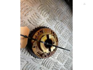 Begagnade Kamaxeldrev BMW X5 (E53) 4.4i V8 32V Pris € 50,00 Marginaltabell erbjuds av Bentie's autodemontage