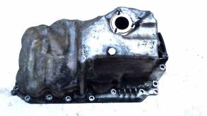 Begagnade Oljetråg BMW 5 serie Touring (F11) 525d 16V Pris € 125,00 Marginaltabell erbjuds av Bentie's autodemontage