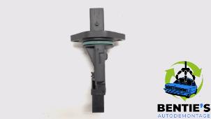 Gebruikte Luchthoeveelheidsmeter BMW 5 serie (E60) M5 V10 40V Prijs € 75,00 Margeregeling aangeboden door Bentie's autodemontage