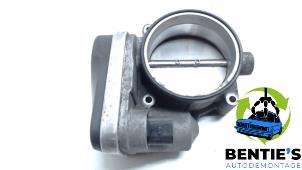 Używane Przepustnica BMW 7 serie (E65/E66/E67) 745i,Li 4.4 V8 32V Cena € 75,00 Procedura marży oferowane przez Bentie's autodemontage