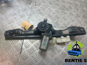 Gebruikte Ruitmechaniek 4Deurs links-achter BMW 1 serie (F20) 116d 1.5 12V TwinPower Prijs € 35,00 Margeregeling aangeboden door Bentie's autodemontage