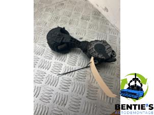 Używane Napinacz pasa rozrzadu BMW 1 serie (F20) 116i 1.6 16V Cena € 20,00 Procedura marży oferowane przez Bentie's autodemontage