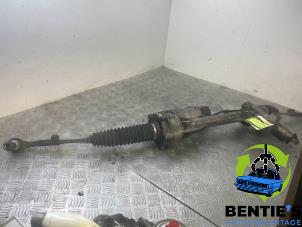 Begagnade Styrbox BMW 1 serie (E81) 118i 16V Pris € 270,00 Marginaltabell erbjuds av Bentie's autodemontage