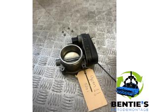 Gebruikte Gasklephuis BMW 5 serie (E39) 525i 24V Prijs € 50,00 Margeregeling aangeboden door Bentie's autodemontage