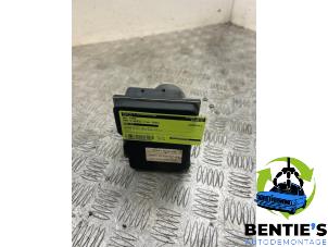 Używane Pompa ABS BMW 5 serie Touring (E61) 535d 24V Cena € 100,00 Procedura marży oferowane przez Bentie's autodemontage