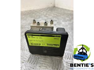 Begagnade ABS-pump BMW 3 serie (E90) 320i 16V Pris € 65,00 Marginaltabell erbjuds av Bentie's autodemontage