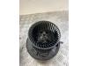 Fläktmotor för uppvärmning och ventilation från en BMW 3 serie (E90) 320i 16V 2006