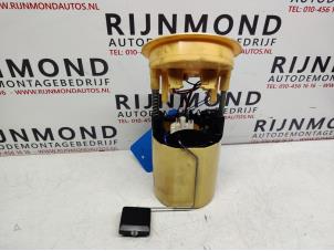 Używane Pompa benzynowa BMW X1 (E84) sDrive 20d 2.0 16V Cena € 70,00 Procedura marży oferowane przez Autodemontage Rijnmond BV