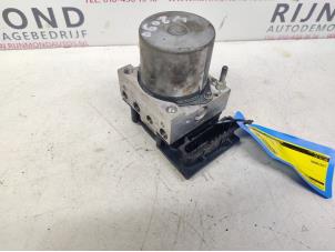 Begagnade ABS-pump Fiat Scudo (270) 1.6 D Multijet Pris € 100,00 Marginaltabell erbjuds av Autodemontage Rijnmond BV