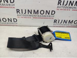 Begagnade Bakre säkerhetsbälte, vänster Volkswagen Golf Plus (5M1/1KP) 1.9 TDI 90 Pris € 25,00 Marginaltabell erbjuds av Autodemontage Rijnmond BV