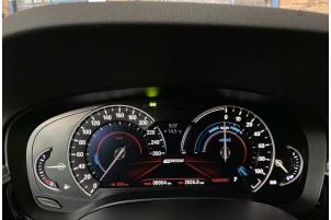 Gebruikte Kilometerteller KM BMW 5 serie (G30) 530e iPerformance Prijs € 600,00 Margeregeling aangeboden door Autodemontage Rijnmond BV