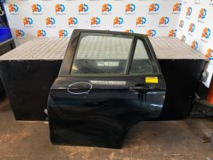 Używane Drzwi lewe tylne wersja 4-drzwiowa BMW X1 (E84) sDrive 20d 2.0 16V Cena € 250,00 Procedura marży oferowane przez Autodemontage Rijnmond BV