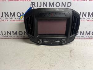 Begagnade Navigeringsdisplay Opel Insignia Mk.I 2.0 CDTI 16V 140 ecoFLEX Pris € 284,35 Inklusive moms erbjuds av Autodemontage Rijnmond BV