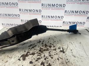 Begagnade Styrbox Citroen C8 (EA/EB) 2.0 HDiF 16V Pris € 125,00 Marginaltabell erbjuds av Autodemontage Rijnmond BV