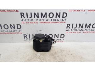 Gebruikte Veiligheidsgordel links-achter Peugeot 208 I (CA/CC/CK/CL) 1.4 HDi Prijs € 60,50 Inclusief btw aangeboden door Autodemontage Rijnmond BV