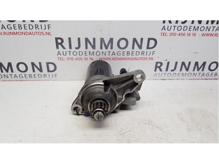 Startmotor från en Audi A1 Sportback (8XA/8XF) 1.4 TFSI 16V 122 2014
