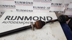 Używane Os napedowa prawy przód Opel Insignia 2.0 CDTI 16V 130 Ecotec Cena na żądanie oferowane przez Autodemontage Rijnmond BV