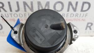 Używane Wspornik silnika BMW X1 (E84) sDrive 20d 2.0 16V Cena na żądanie oferowane przez Autodemontage Rijnmond BV