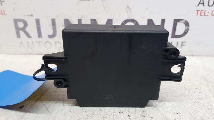 PDC-modul från en Jaguar XF (CC9) 3.0 D V6 24V 2009