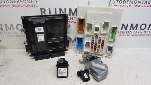 Gebruikte Kontaktslot + computer Volvo V40 (MV) 2.0 T2 16V Prijs € 340,00 Inclusief btw aangeboden door Autodemontage Rijnmond BV