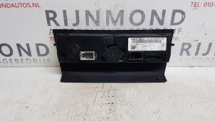 Używane Panel sterowania nagrzewnicy BMW 3 serie (E90) 318i 16V Cena € 30,00 Procedura marży oferowane przez Autodemontage Rijnmond BV