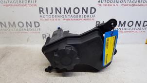 Używane Zbiornik spryskiwacza przód BMW X1 (E84) xDrive 18d 2.0 16V Cena na żądanie oferowane przez Autodemontage Rijnmond BV