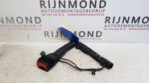 Używane Wtyk pasa bezpieczenstwa prawy przód BMW X1 (E84) xDrive 18d 2.0 16V Cena € 78,65 Z VAT oferowane przez Autodemontage Rijnmond BV