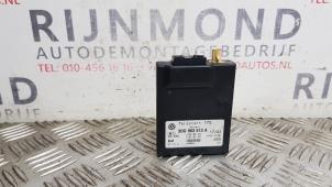 Begagnade Datorer, värmare Audi A8 (D3) 4.2 V8 40V Lang Quattro Pris € 20,00 Marginaltabell erbjuds av Autodemontage Rijnmond BV