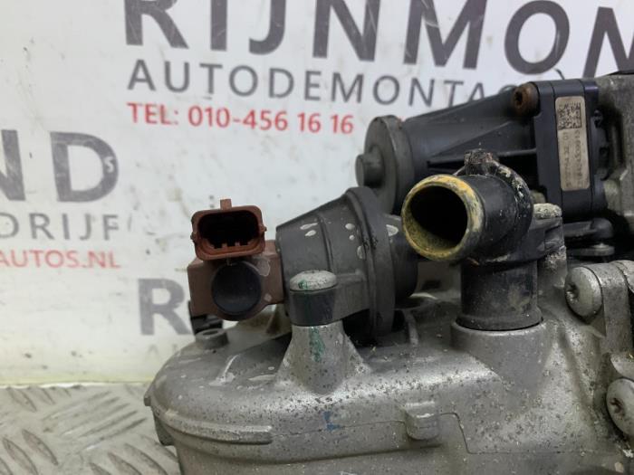 EGR Klep van een Opel Combo 1.3 CDTI 16V ecoFlex 2014