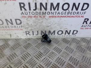 Begagnade Vevaxelsensor Ford B-Max (JK8) 1.6 TDCi 16V 95 Van Pris € 18,15 Inklusive moms erbjuds av Autodemontage Rijnmond BV