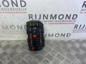 Begagnade Säkringsbox BMW 1 serie (F20) 116d 1.6 16V Efficient Dynamics Pris € 60,50 Inklusive moms erbjuds av Autodemontage Rijnmond BV