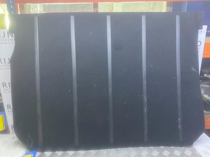 Golvpanel, lastområde från en Peugeot 2008 (CU) 1.6 VTI 16V 2014