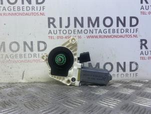 Używane Silnik szyby drzwiowej Mercedes E (R207) E-350 CDI, d BlueTEC 3.0 V6 24V Cena € 30,25 Z VAT oferowane przez Autodemontage Rijnmond BV