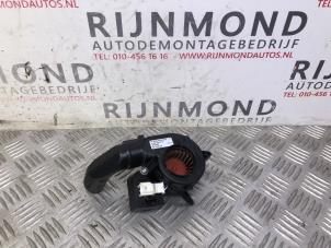 Begagnade Diverse Mercedes C (C204) 1.8 C-180 CGI 16V BlueEfficiency Pris € 42,35 Inklusive moms erbjuds av Autodemontage Rijnmond BV