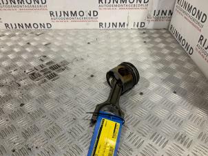 Używane Tlok BMW X1 (E84) xDrive 18d 2.0 16V Cena na żądanie oferowane przez Autodemontage Rijnmond BV