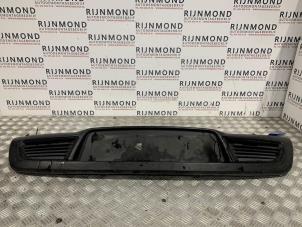 Gebruikte Kentekenplaathouder voor Peugeot 308 (4A/C) 1.6 HDi Prijs op aanvraag aangeboden door Autodemontage Rijnmond BV