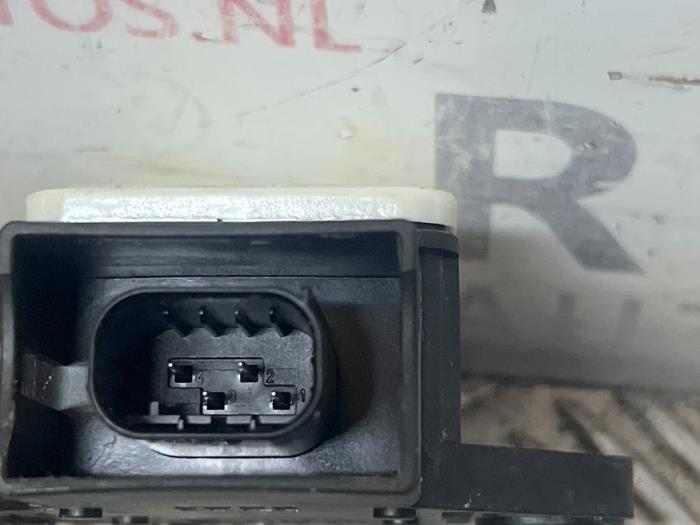 Esp Duo-sensor från en Mercedes-Benz Vito (639.6) 2.2 109 CDI 16V 2006