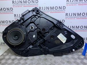 Gebruikte Ruitmechaniek 4Deurs rechts-achter Ford Fiesta 6 (JA8) 1.0 EcoBoost 12V 100 Prijs € 24,20 Inclusief btw aangeboden door Autodemontage Rijnmond BV