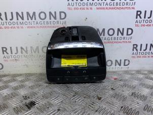 Gebruikte Binnenverlichting voor Mercedes C (W205) C-200 2.0 CGI 16V Prijs € 121,00 Inclusief btw aangeboden door Autodemontage Rijnmond BV