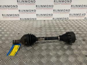 Gebruikte Steekas links-voor Seat Ibiza ST (6J8) 1.2 TDI Ecomotive Prijs € 50,00 Margeregeling aangeboden door Autodemontage Rijnmond BV