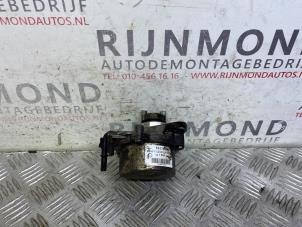 Begagnade Vakuumpump (diesel) Opel Combo 1.3 CDTI 16V ecoFlex Pris på förfrågan erbjuds av Autodemontage Rijnmond BV