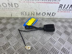 Gebruikte Veiligheidsgordel Insteek links-voor Citroen DS3 Cabrio (SB) 1.6 16V VTS THP Prijs op aanvraag aangeboden door Autodemontage Rijnmond BV