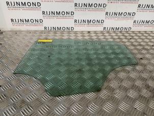 Gebruikte Portierruit 4Deurs links-achter Seat Ibiza IV (6J5) 1.2 TSI Prijs op aanvraag aangeboden door Autodemontage Rijnmond BV