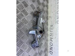 Begagnade Rattmonterad radiostyrning Ford Galaxy (WA6) 2.0 TDCi 16V Pris på förfrågan erbjuds av Autodemontage Rijnmond BV